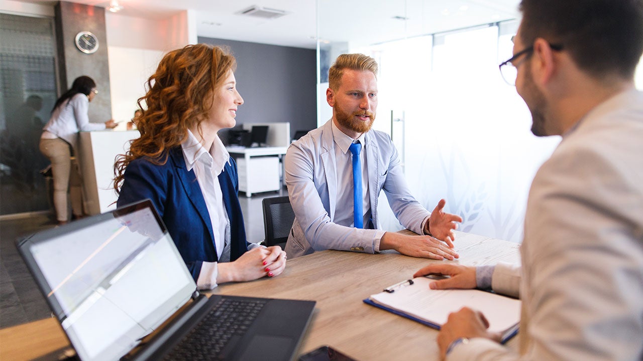 Unlocking Home Ownership: Top Benefits of Using a Mortgage Broker in Lethbridge